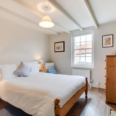 2 Bed In Whitby Oc-r579 Ferienhaus Robin Hood's Bay