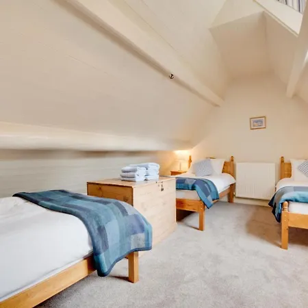 2 Bed In Whitby Oc-r579 * Robin Hood's Bay